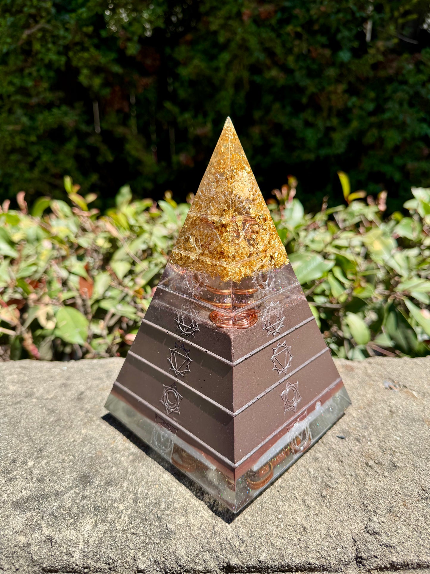 Reiki Infused Chakra Pyramid☸️